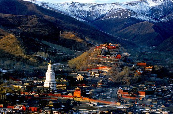 旅游知识汇（7）：佛教四大名山，自然美景与人文景观的碰撞（简述四大佛教名山其自然特征及文化价值）