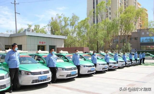 环宇驾校_格尔木寰宇出租车公司：爱心送考 助力学子（格尔木寰宇出租车公司董事长）