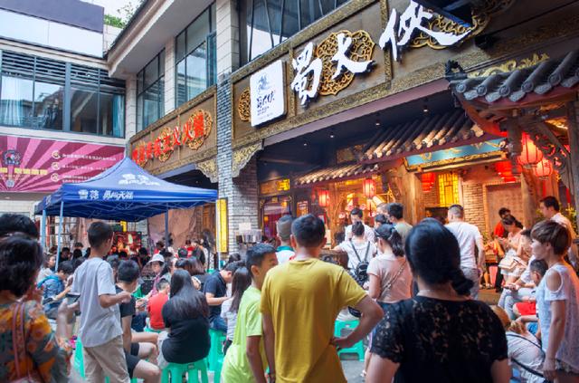 堂食外卖双双增长，坚持不降价的蜀大侠是怎么做到的？