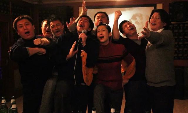一年关店一万家：被年轻人抛弃的“KTV”，消失在时代洪流中