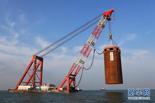 港珠澳大桥资料_伶仃洋上造桥 大海深处“穿针”——港珠澳大桥9年建设大事记（港珠澳大桥穿梭）