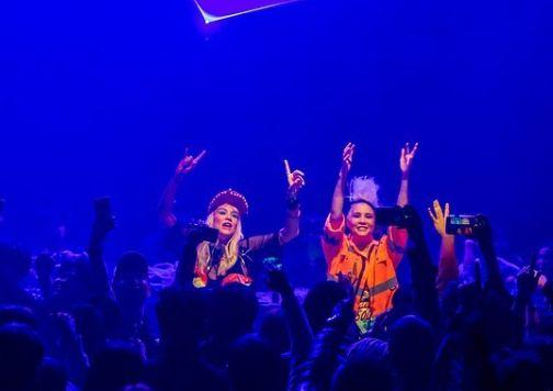 babyplus_EDM孪生姐妹NERVO宣布均已怀孕