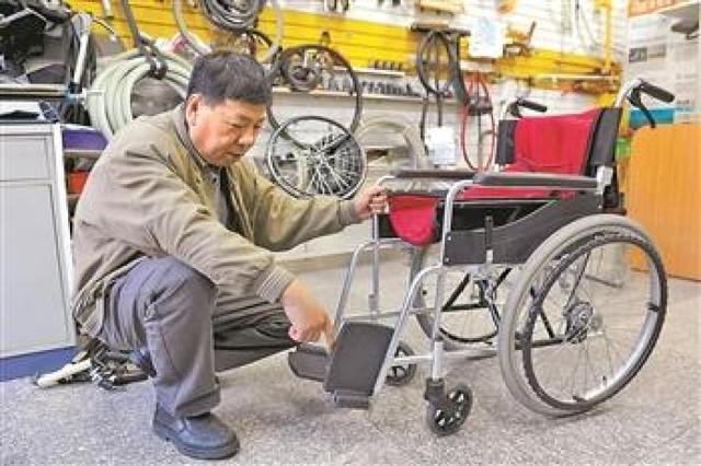 买轮椅容易修轮椅难，这是北京唯一一家“轮椅4S店”（北京哪里买轮椅）