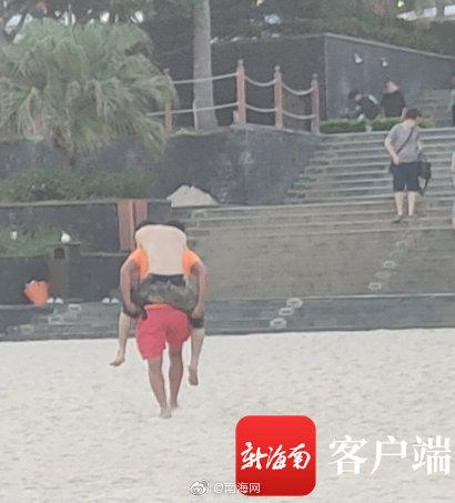 亚龙湾美高梅_4名游客游泳被海浪卷走 三亚一酒店员工合力救人（厦门一小伙游泳被海浪卷走 已遇难）