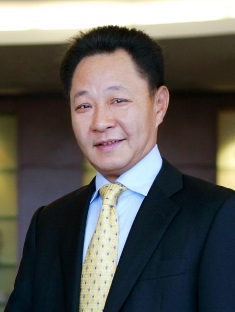 麦伯良_中集集团CEO麦伯良：敢闯敢拼，要有一颗“不安分”的心（中集集团创始人麦伯良）