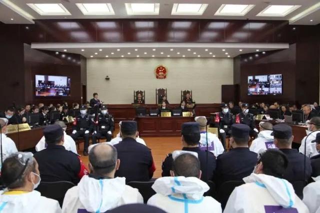 青海“日月山”埋尸案39人获刑，这个主犯死刑（青海日月山埋尸案涉案人员名单）
