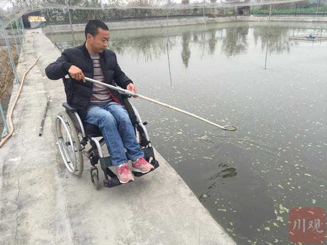 脱贫攻坚 奋进力量 | 永不服输的创业精神 带动70多个贫困户增收致富