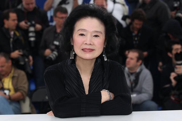 韩演员尹静姬丈夫否认弃置患病妻子，称请愿内容均为谎言（尹静姬丈夫回应）