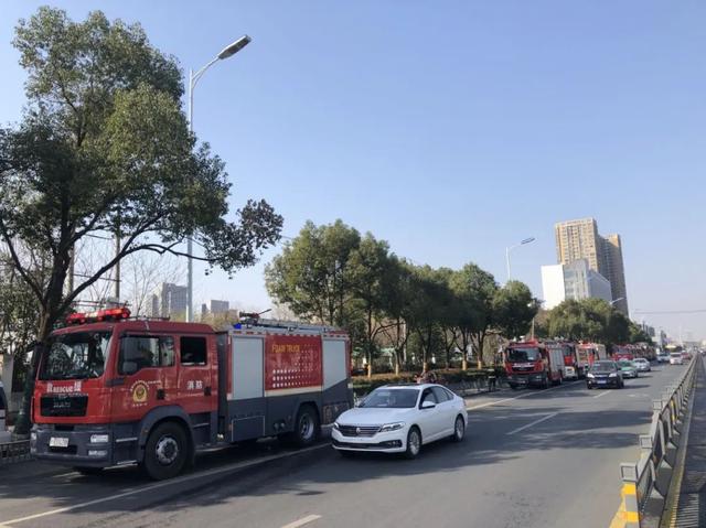 成都望江干燥器厂_浓烟滚滚！合肥市区一厂房起火！重要提醒…