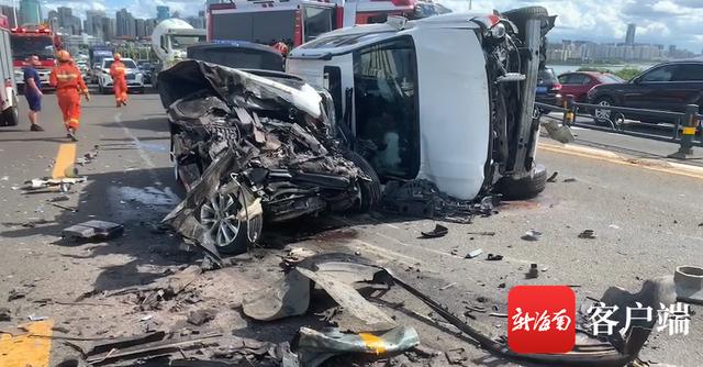 世纪大桥_海口世纪大桥发生交通事故，多车受损有人受伤，监控视频→（海口世纪大桥发生车祸）