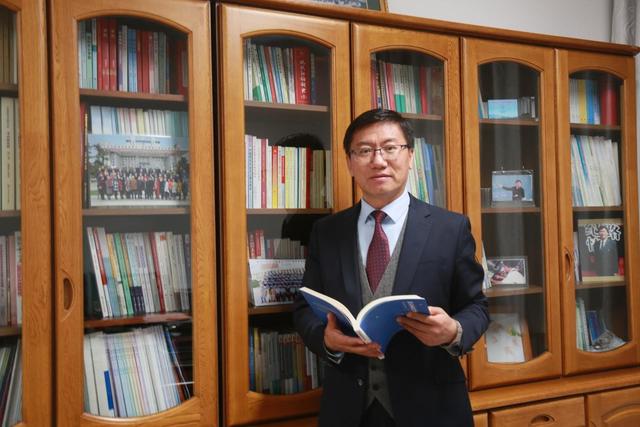 银川一中_中学何为｜宁夏银川一中校长：孩子的成长比成功更为重要（银川一中校长是谁）