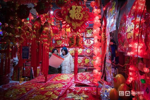 济南市场红红火火：民族风刺绣、中国结受欢迎，价格回落更实惠