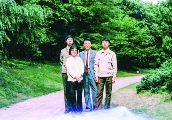 “我们的天才儿子”全网刷屏，好消息传来了