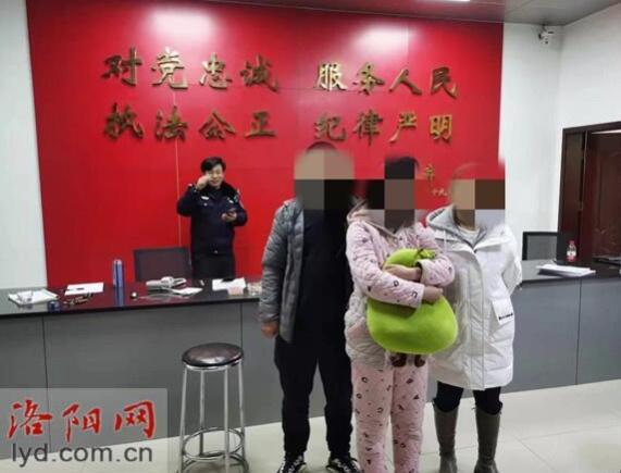 12岁女孩嫌爸妈偏心给压岁钱少报警要“换爸妈”