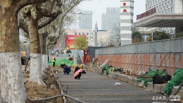 太白楼路二期改造项目近况，南北两侧雨水主管道铺完（太白南路修路）