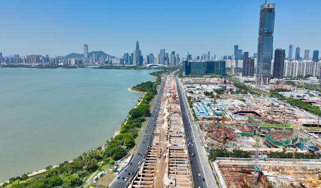 深圳去年GDP3.07万亿 跻身世界十强（深圳近十年GDP数额）