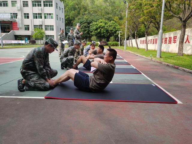 汕尾城区人武部开展第一季度军事训练考核（汕尾市城区人武部部长）