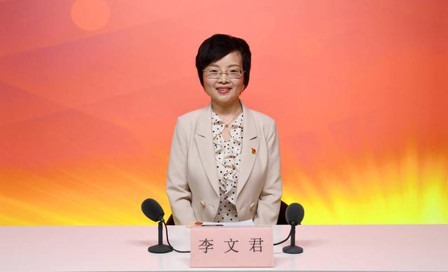 儿童化妆品应该怎么选？（国家药监局发布儿童化妆品新规）