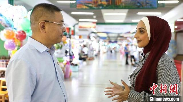 义乌市场如何“买全球、卖全球”？（义乌买全球卖全球战略）
