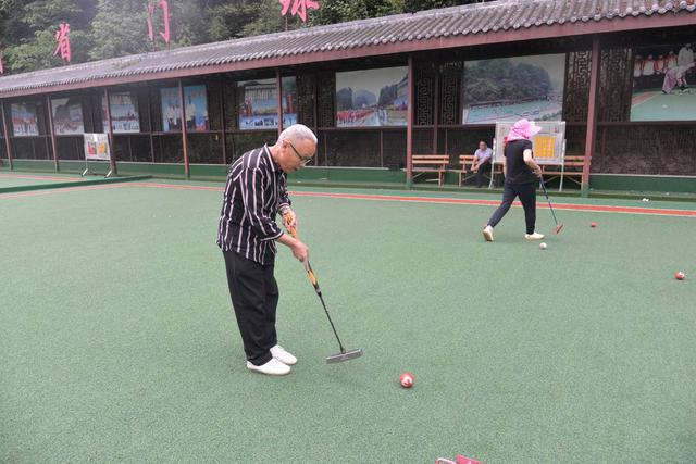 四川广元曾家山体旅融合 夏日避暑有“凉方”（广元夏季避暑胜地）