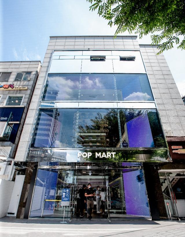 泡泡玛特海外首家旗舰店落地首尔，全球化战略全面提速（韩国泡泡玛特实体店）