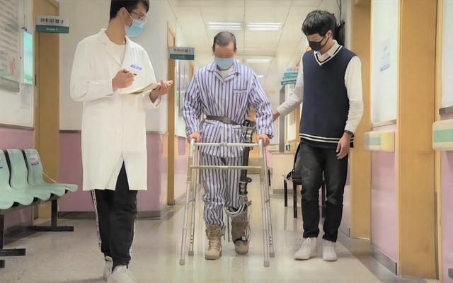 推动创新创业教育改革，北京交通大学孵化学生企业106家（交大大学生创新创业）