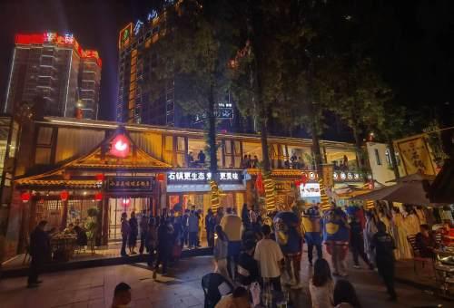 凡人故事｜从门外汉到网红店，安康80后宝妈创业开店成就甜蜜人生