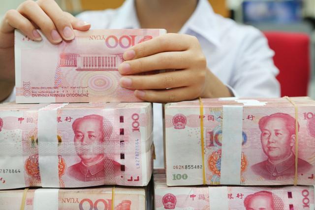 新闻播报（August 2）（新闻播报稿件）