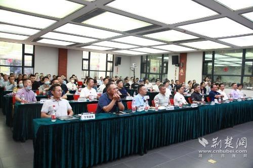 展示科创风采 长江商学院硬科技创业论坛成功举办（长江大学创新创业）