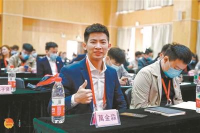 奋斗者·正青春｜万金淼：每一次创业，都让他成长