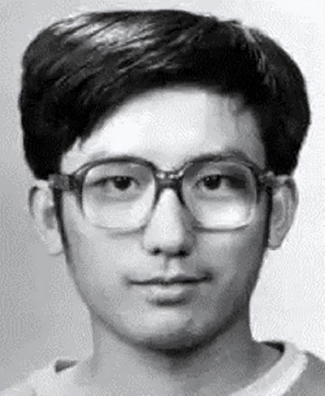 1991年北大学霸赴美留学，因未获奖学金枪杀5人，称：父母穷的错（北大学霸杀害母亲）