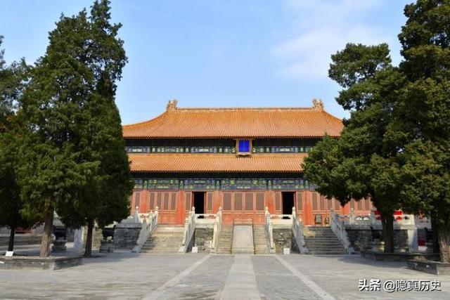 嘉靖皇帝将忽必烈移出历代帝王庙，顺治又移进，乾隆年间共188位