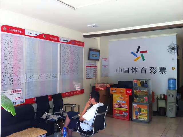 1张复式票拿下30注大奖，菏泽彩民独揽3272万，称只是偶尔购彩（菏泽福彩一等奖）