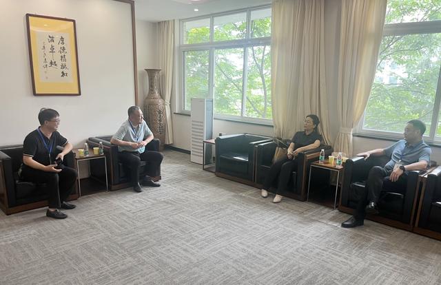 同济医院副院长朱文珍到黄陂区人民医院考察调研（武汉同济医院朱文珍）