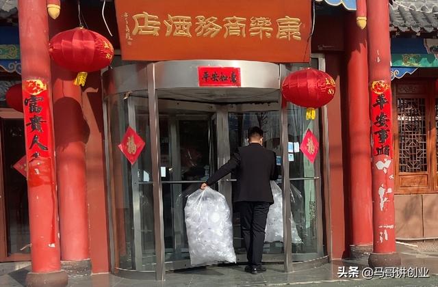 投资3~5万的两个暴利项目，销路好、利润大，一天能赚1000多