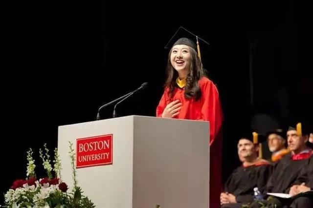 公费留学生_云南公费留学美女，却跪舔美国，回国后啃老，如过街老鼠