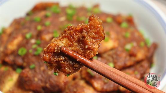 做粉蒸肉时，上锅直接蒸是大错！教你正确做法，香而不腻入口即化（做粉蒸肉的过程）