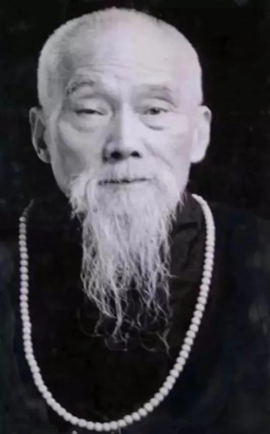 巴蜀124岁奇僧，以医济世，安详坐化