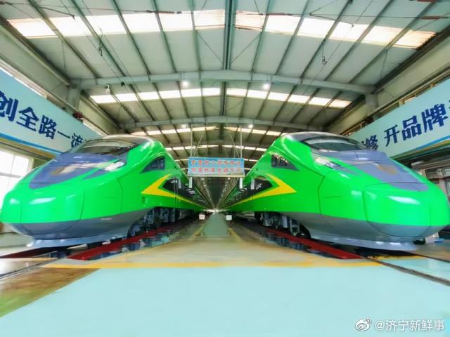 今起，山东始发“绿巨人”动车组，最高时速160公里（绿巨人动车组车次）