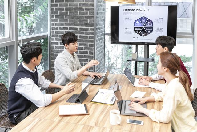 两个人合伙开公司流程是什么？（两个人合伙开公司流程是什么样的）