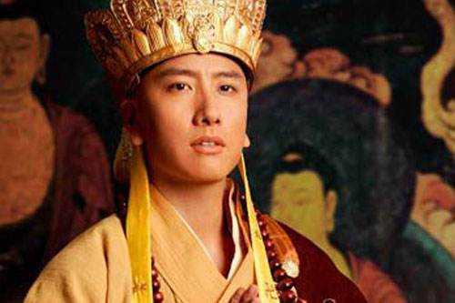 成佛后唐僧的职位排在前面，为何悟空的地位反而比他高？（唐僧和悟空为什么成佛）