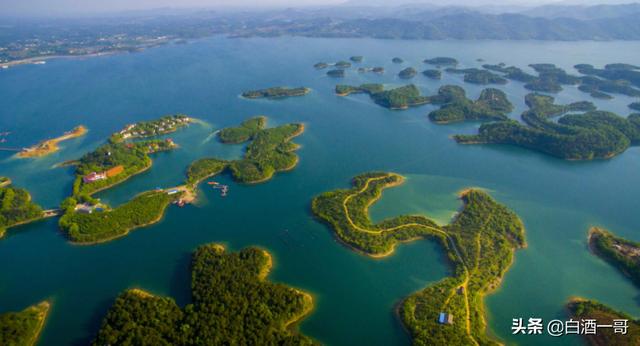 湖北白酒_湖北3大“尴尬酒”，在省内家喻户晓，离开荆楚大地却无人识君