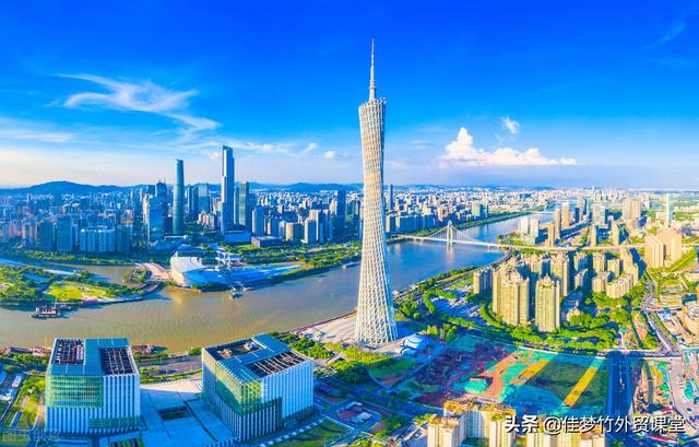 工贸一体公司，位置偏僻管吃住环境一般，要不要去做外贸呢？（外贸公司包吃住吗）