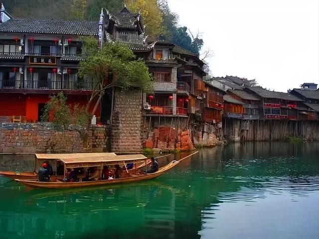湖南13道特色美食，个个经典，没吃过的怕是假湖南人（印象最深的湖南美食）