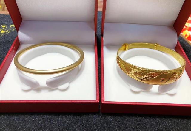 古法黄金首饰和普通黄金首饰成色哪个更高，选择时该如何分辨？（古法黄金和普通黄金颜色一样吗）