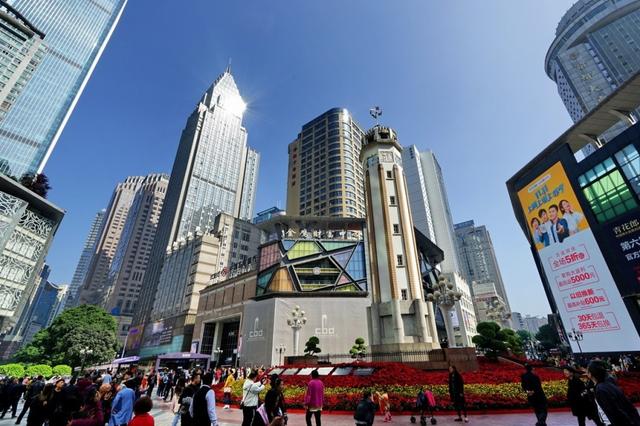 中国十大旅游城市，杭州年接待游客1.84亿人次，排名末位（杭州过年旅游人数）