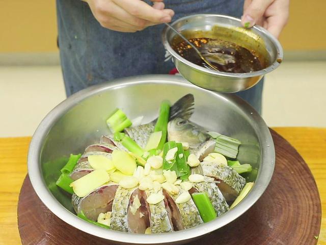 夏天做饭太热了！5种懒人电饭煲美食，有饭有菜，简单好吃有营养（夏天做饭很热）