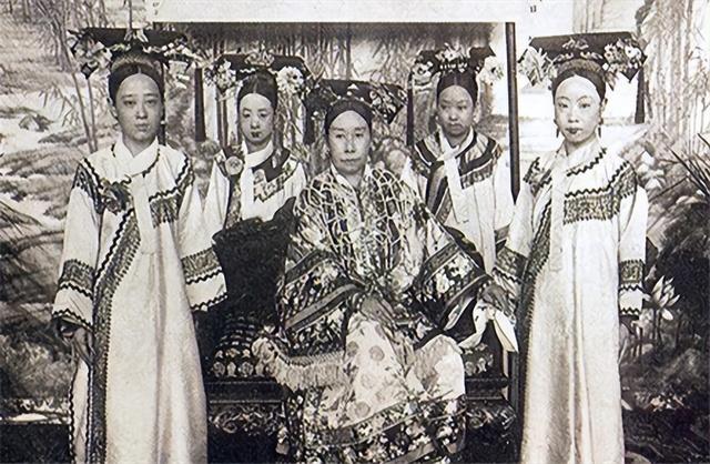 慈禧口中的8亿夜明珠，新中国成立后查清了下落，在一位大亨手中（慈禧夜明珠事件）