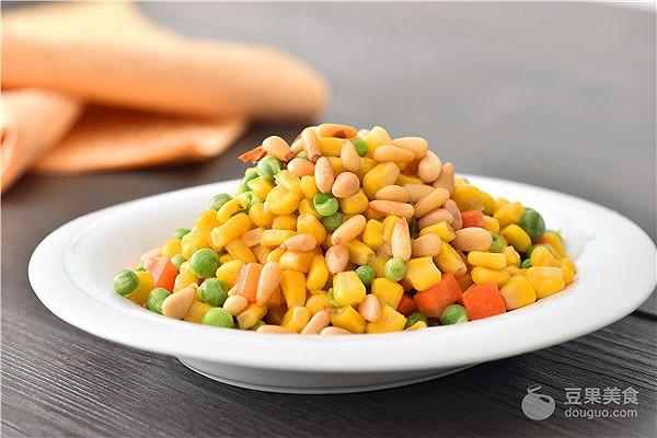 松仁玉米的做法（松仁玉米的做法视频）