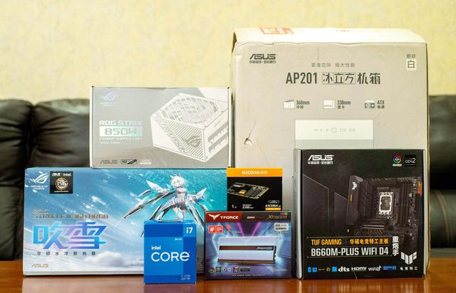装台颜值到顶的白色水冷 RGB 主机｜附华硕 AP201冰立方装机细节